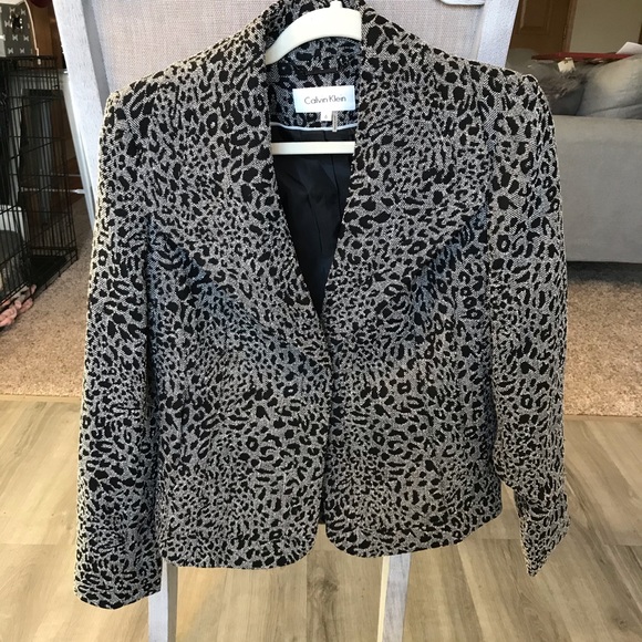 Calvin Klein Cheeta Print Blazer - Picture 1 of 4